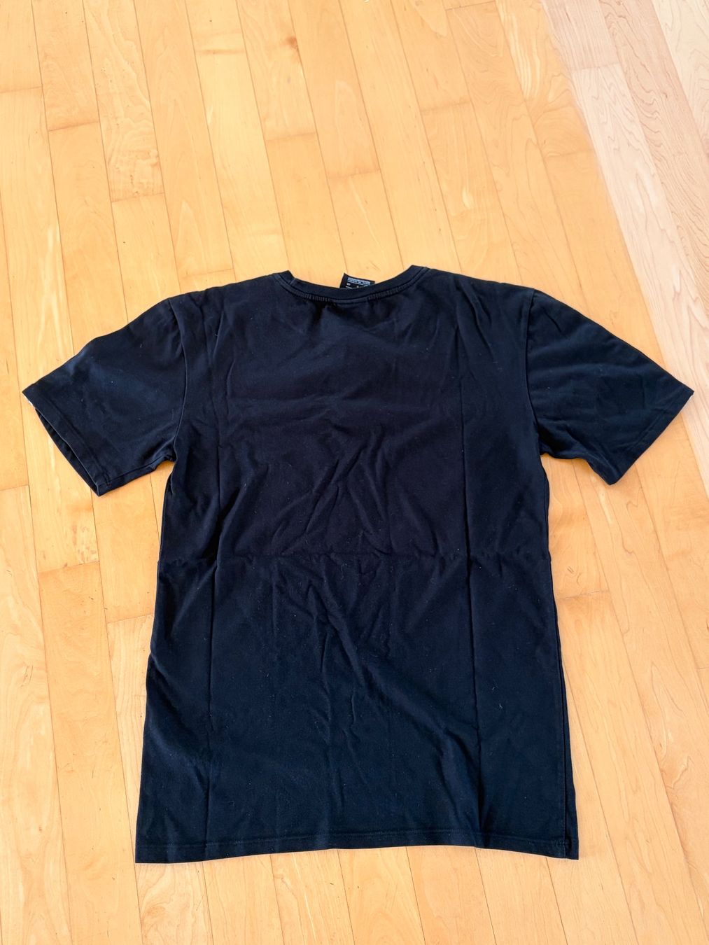 Nike T-Shirts: Schwarzes Nike T-Shirt – Gebraucht aus Urdorf von roses202 1