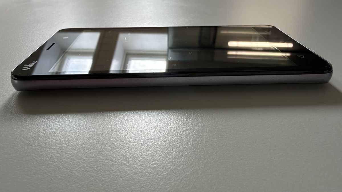 Wiko Telefoni cellulari / Smartphones: Wiko Jerry Android 6.0 gebrauchter Zustand – Usato da Kirchberg BE venduto da pimposchinder 5