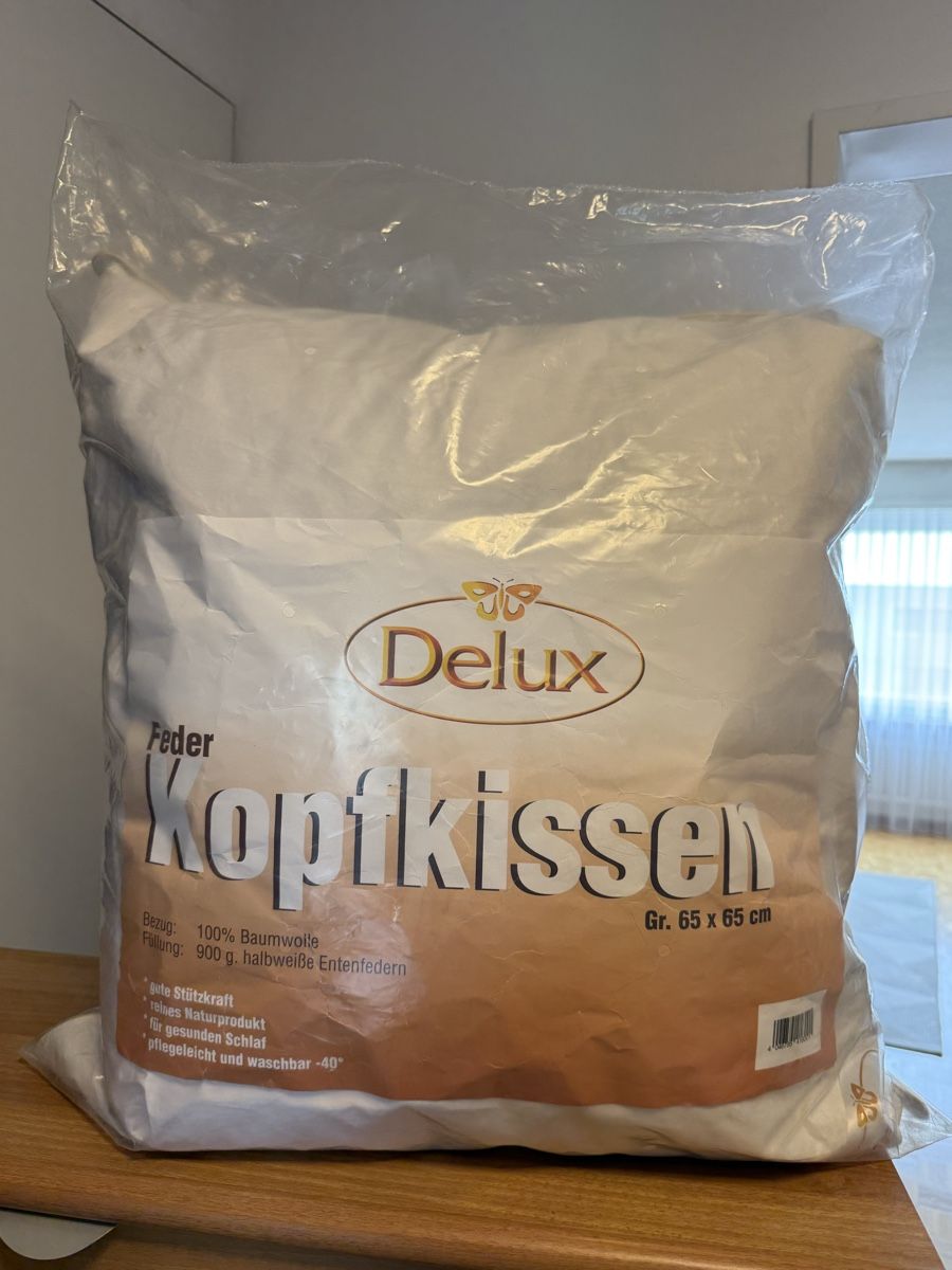 Coussins: Kopfkissen NEU – Neuf avec emballage d'origine à Winterthur par Montreal63