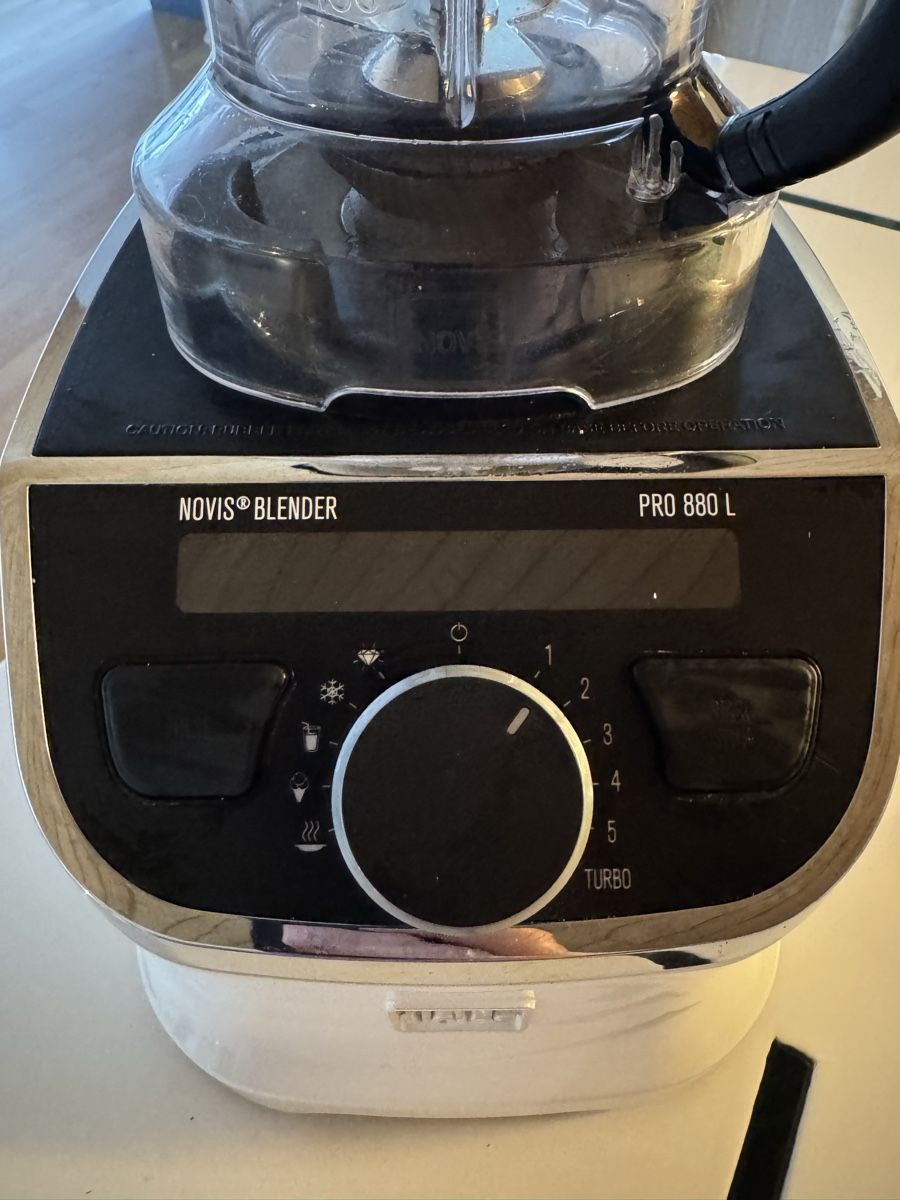 Novis Elettrodomestici da cucina: Novis Hochleistungsmixer – Usato da Steffisburg venduto da nicinaecki 1