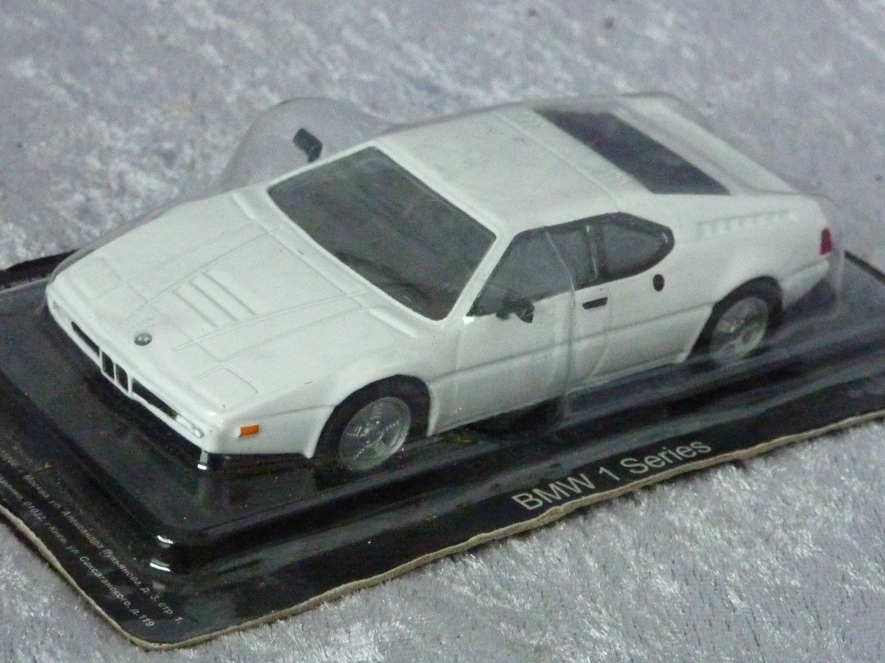 BMW Modellini d'auto: BMW M1  1:43 – Nuovo e nell'imballaggio originale da Dürrenäsch venduto da modellautos4you