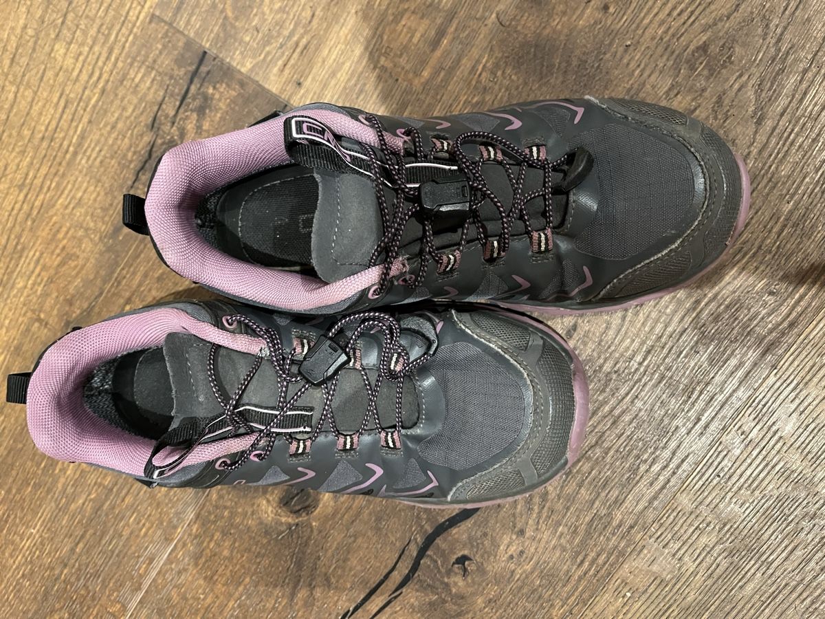 CMP Scarpe per ragazze: CMP Wanderschuhe Gr.35 – Usato da Aadorf venduto da Briana00 1