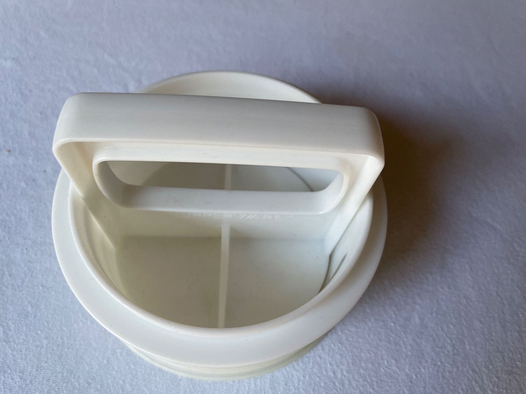 Tupperware Elettrodomestici da cucina: Hamburger-Presse von Tupperware – Usato da Cham venduto da 2eye 2