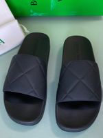 BOTTEGA VENETA BV Slider Matt Schwarz Rubber Sandale 41 NEU