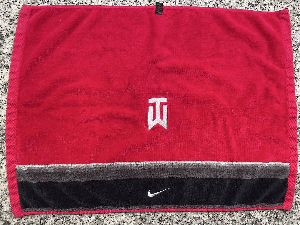 Nike Mazze & Set: Nike Tiger Woods Golftowel – Usato da Bern venduto da mia_8nfn