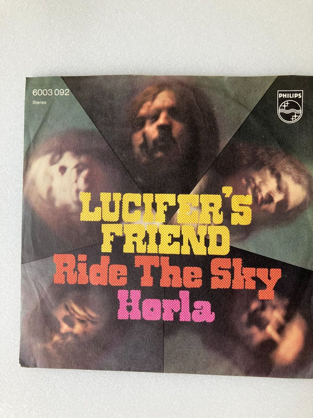 Dischi in vinile: Lucifer's Friends – Usato da Aarwangen venduto da Jukebox3