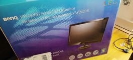 Ecran 24" VA semi-brillante, avec Haut-Parleur