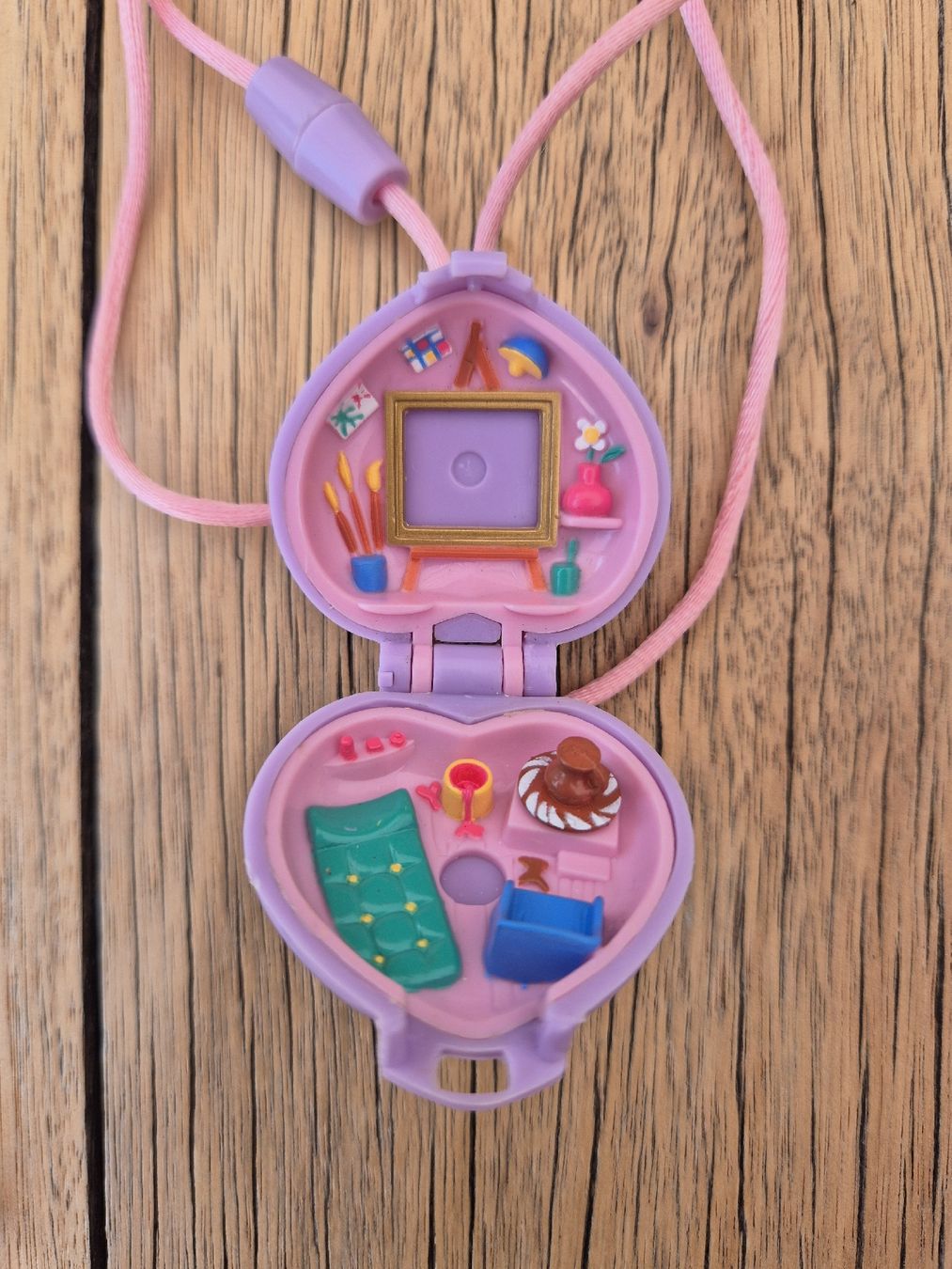 Polly Pocket Giocattoli: Médaillon Polly Pocket "pretty picture" 1991 – Usato da Farvagny-le-Grand venduto da Grapeful88 3