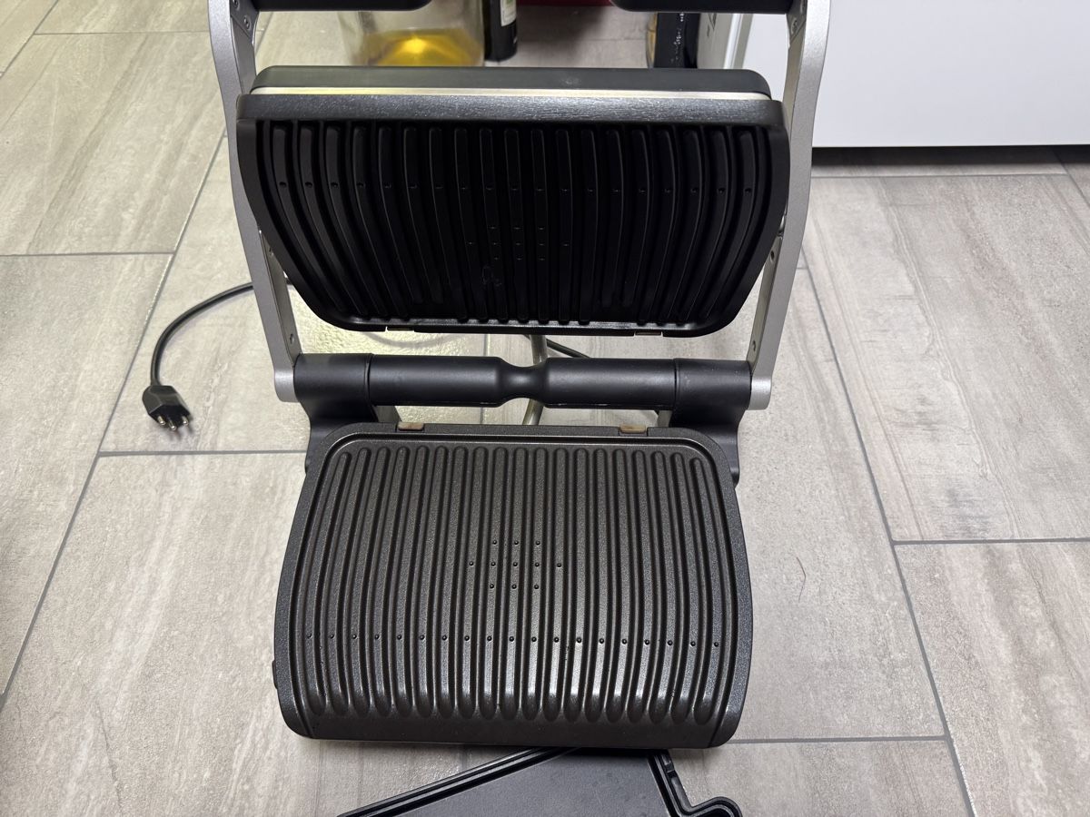 Grils: Tefal OptiGrill Kontaktgrill GC702D  – D'occasion à Oftringen par Monie4life 1