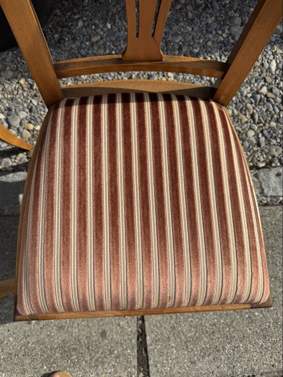 Chaises: Stuhlen 2 stk. – D'occasion à Schlieren par Freundlich02 4