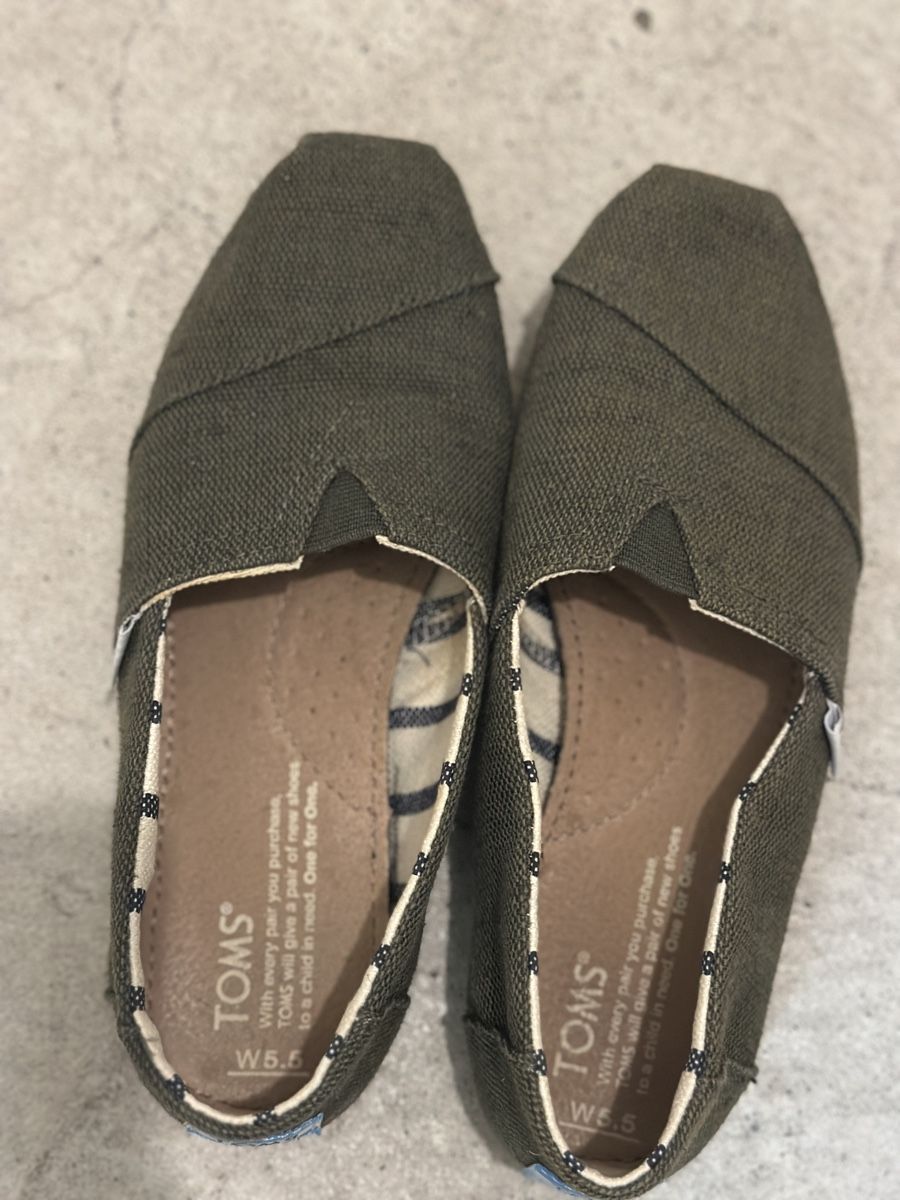 Toms Scarpe da donna: TOMS Olivgrün Grösse 36 – Usato da Gockhausen venduto da enanaa 1