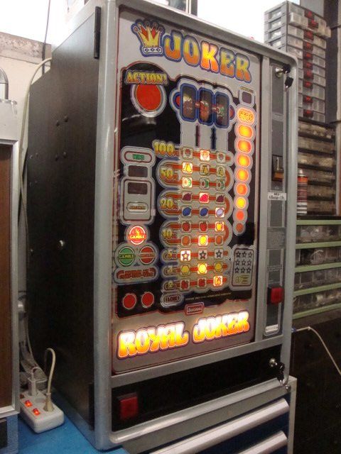 Spielautomaten: Royal Joker – Gebraucht aus Mollis von Seestern
