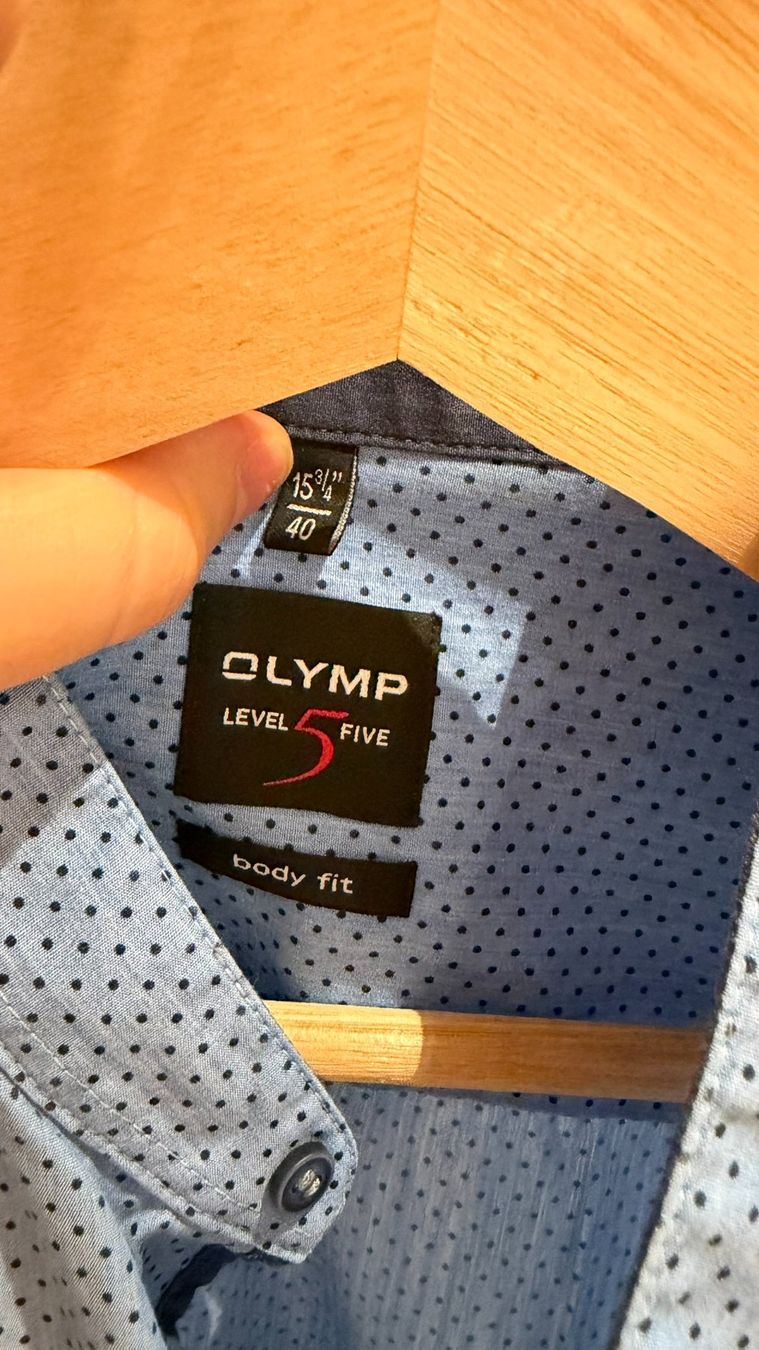 Hemden: OLYMP Level Five Body Fit Hemd Hellblau Gr. 40 / 15¾ – Gebraucht aus Liestal von Schatzsucher90 2