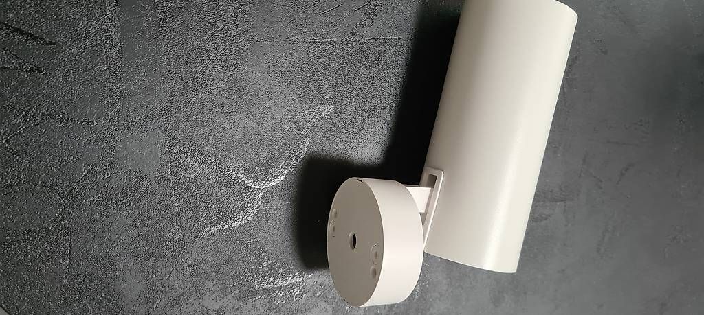 Lampen: Lampe Led – Gebraucht aus Monthey von and_c5w8