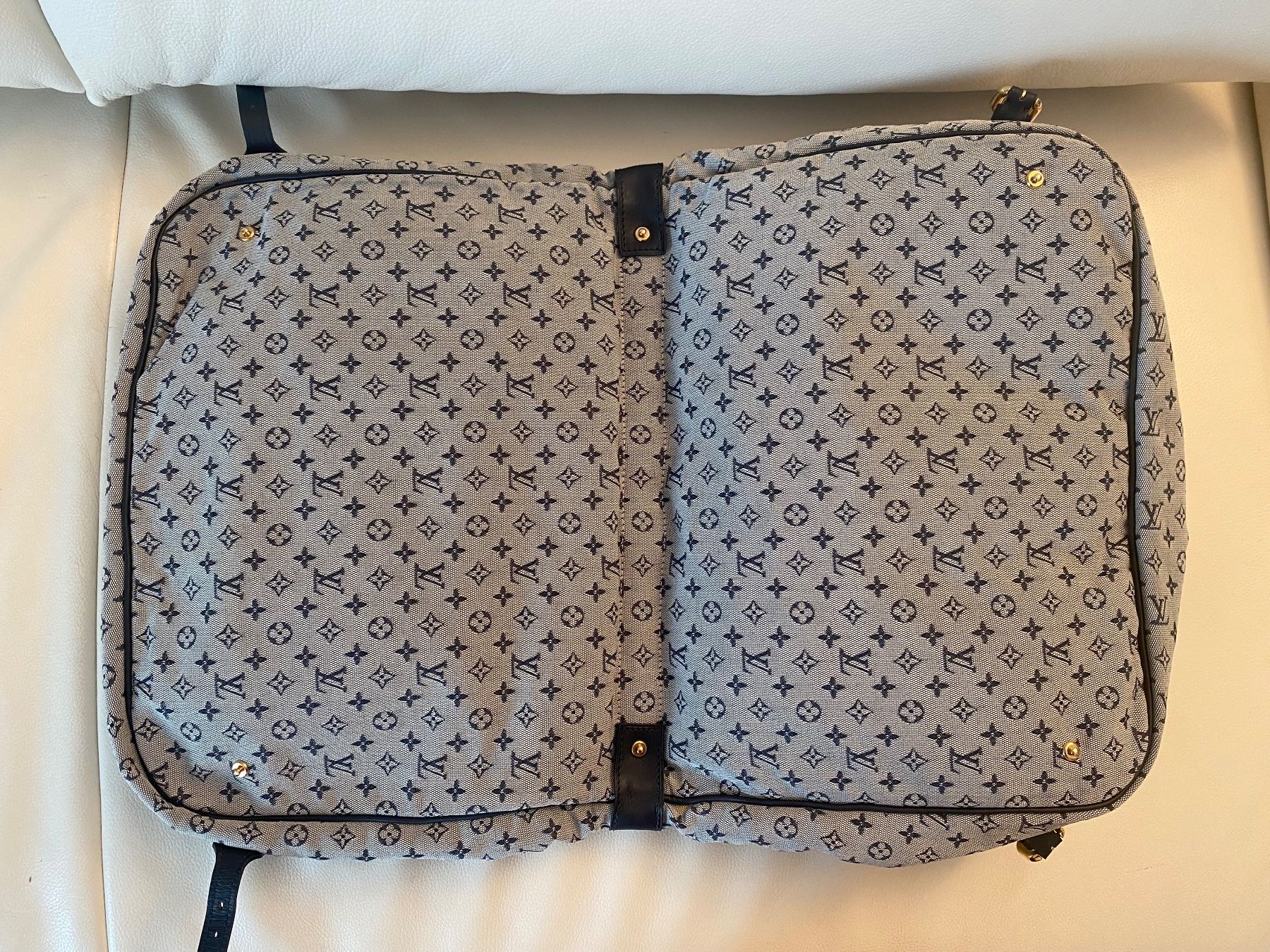 Louis Vuitton Borse: LOUIS VUITTON - Maman Diaper Bag Navy Mini Lin – Nuovo (secondo la descrizione) da Winkel venduto da ferrari2022 6