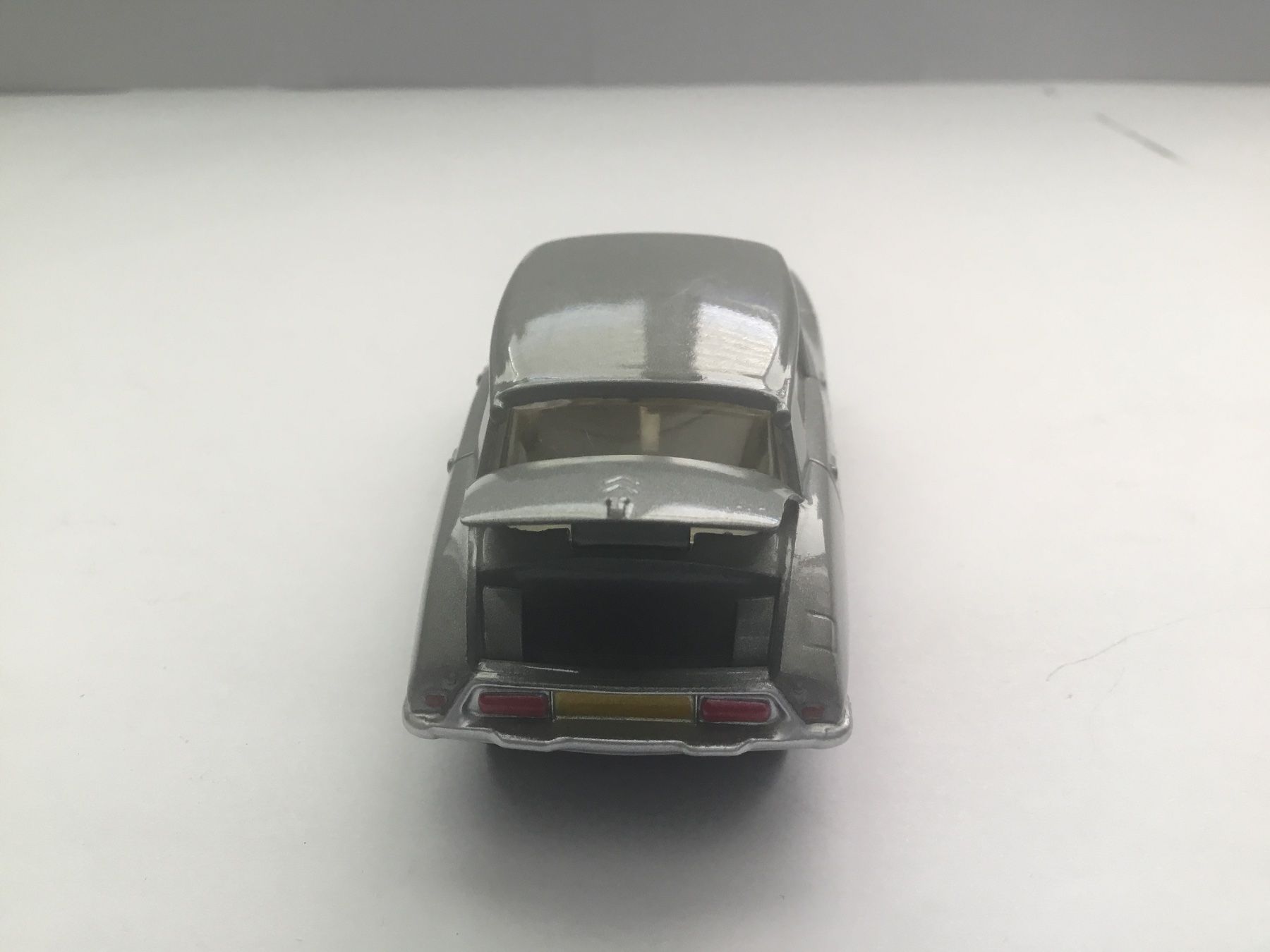 Dinky Toys Modellini d'auto: Dan-Toys Citroën DS19 – Nuovo e nell'imballaggio originale da Dänikon ZH venduto da didi1103 5