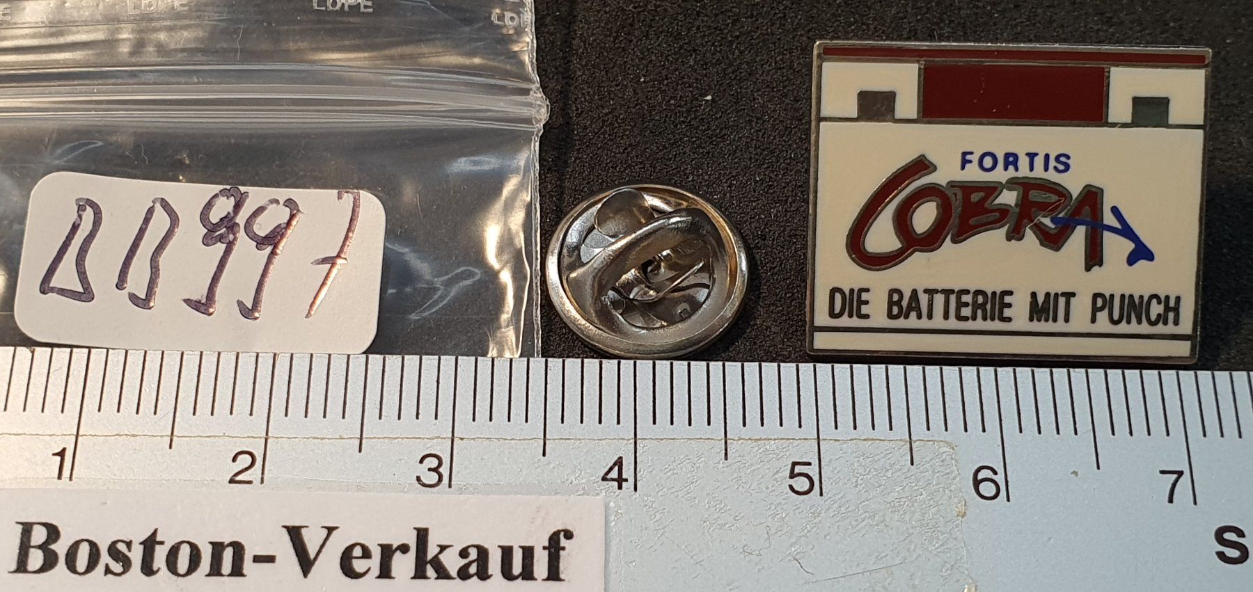 Placchette & Badge: BB997 - Pin Auto Batterie Fortis COBRA – Usato da Reinach BL venduto da Boston-Verkauf 1