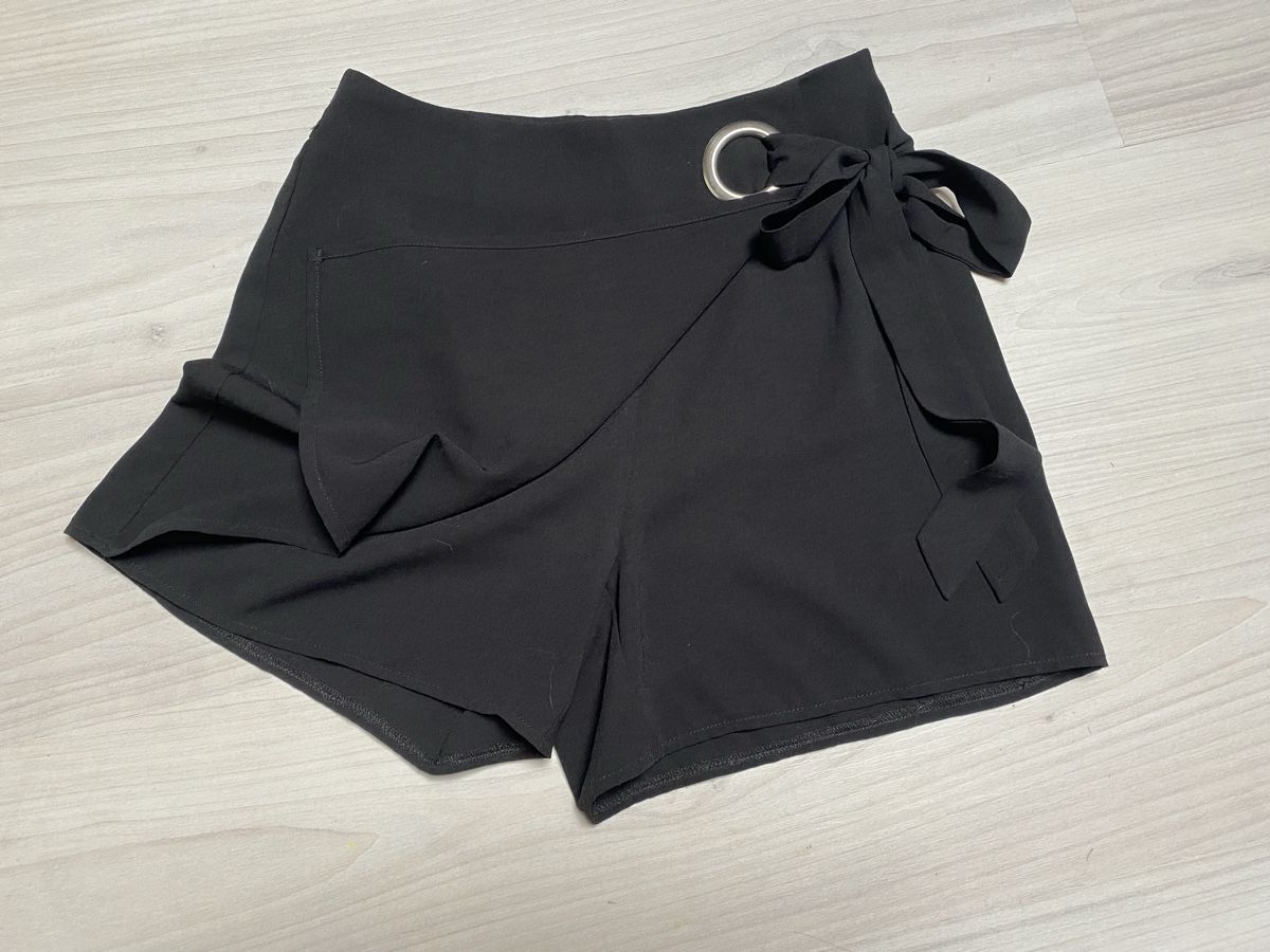 Dorothy Perkins Pantaloni: Shorts mit Jupeteil xs – Usato da Steckborn venduto da smilla70