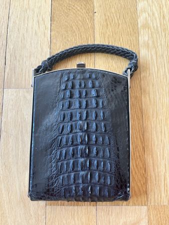 Damen Handtasche in Krokodilleder schwarz