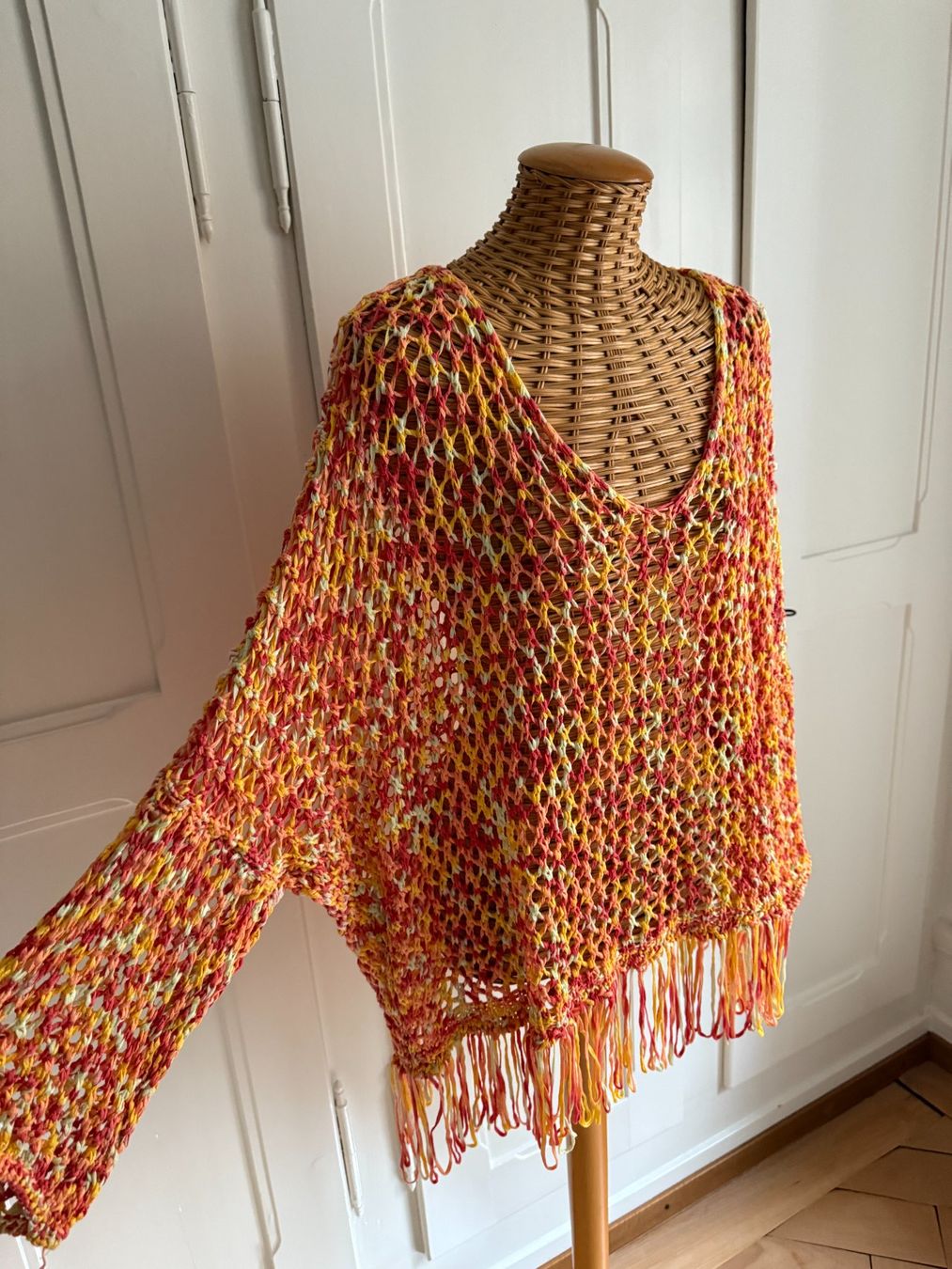 Maglioni & Felpe: Hippie Goa Fransen Strickpullover grobmaschig – Usato da Zürich venduto da Diazaio 1