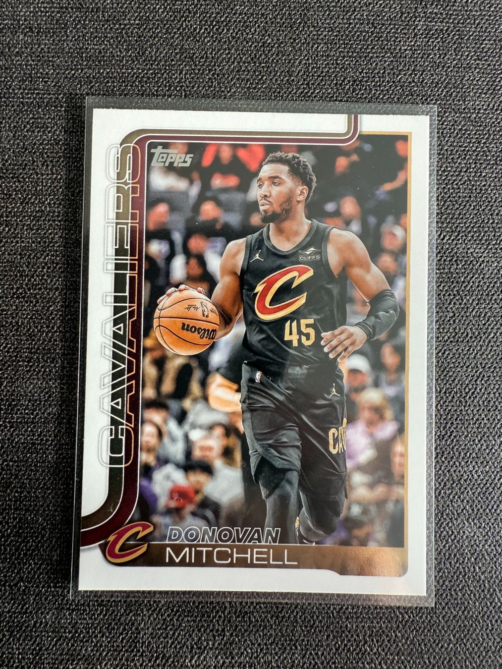 Topps Carte collezionabili: Topps Donovan Mitchell Cleveland Cavaliers NBA – Usato da Burgdorf venduto da Sports_Cards_3400