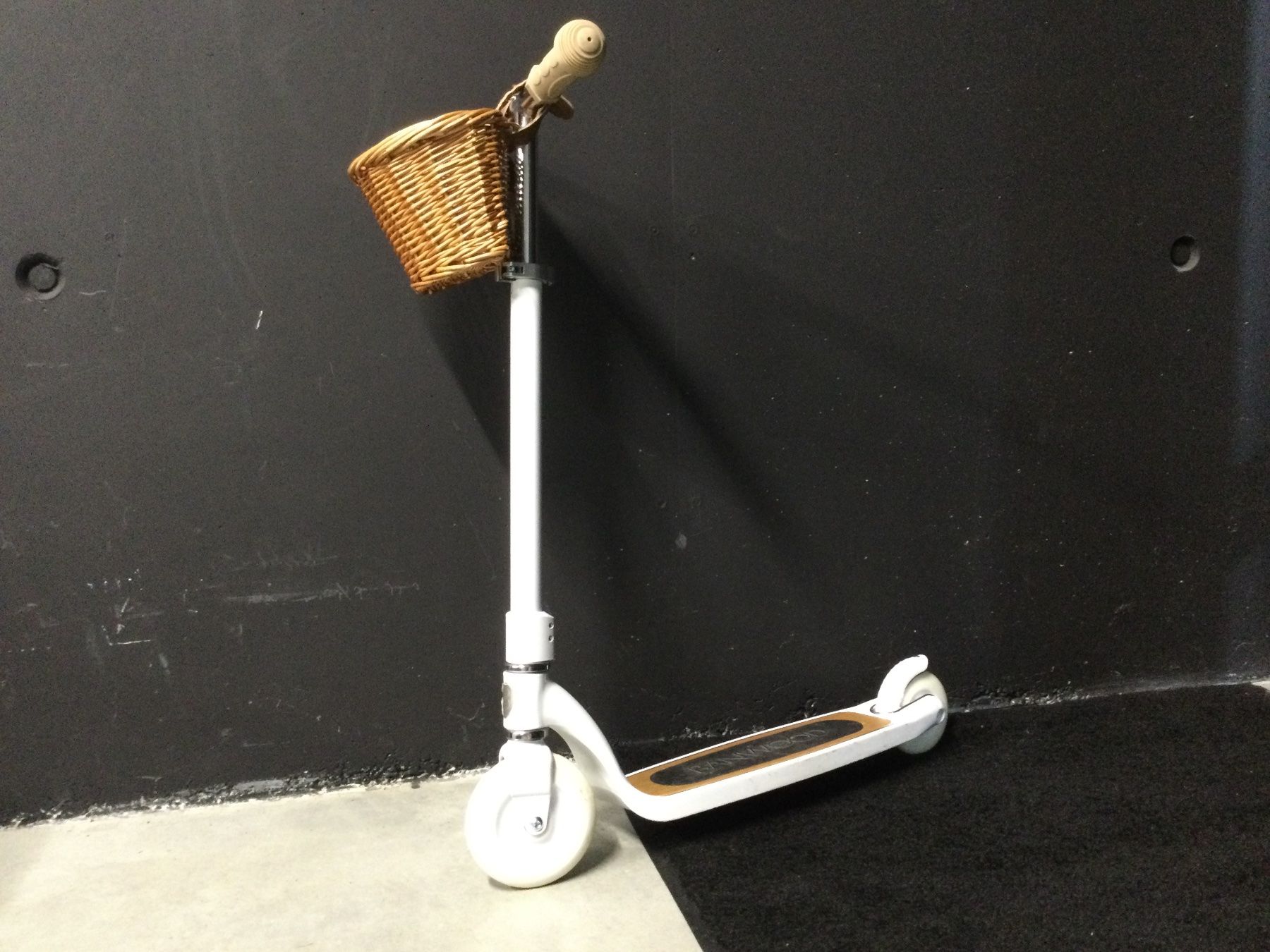 Kickboard: Banwood weiss Trottinett – Usato da Rorschacherberg venduto da msrocca 2