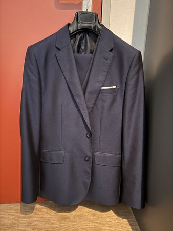 Anzug Navy (Jacke, Hose, Veste) Hose Gr. 48, Jacke Gr. 5