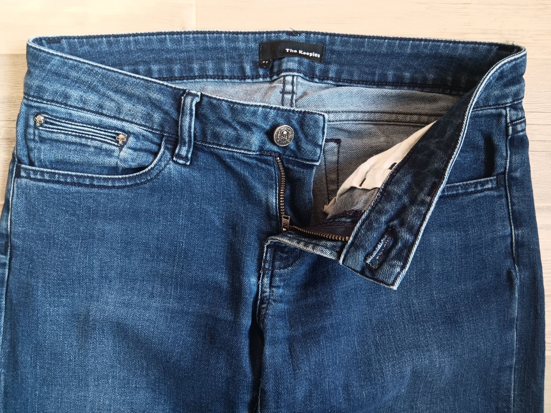 Kooples Jeans: THE KOOPLES Jeans "SHORT FIT" taille / Grosse 27 – Usato da Cossonay-ville venduto da Super-Price-Quality 4