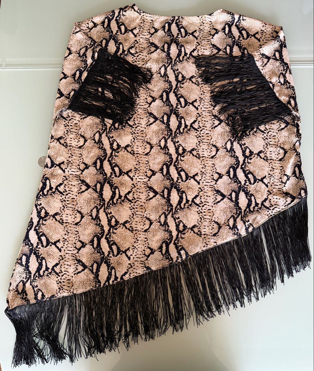Blusen: Bluse Leopardmotiv 50/52 – Gebraucht aus Bettlach von tiz_vdb2 1