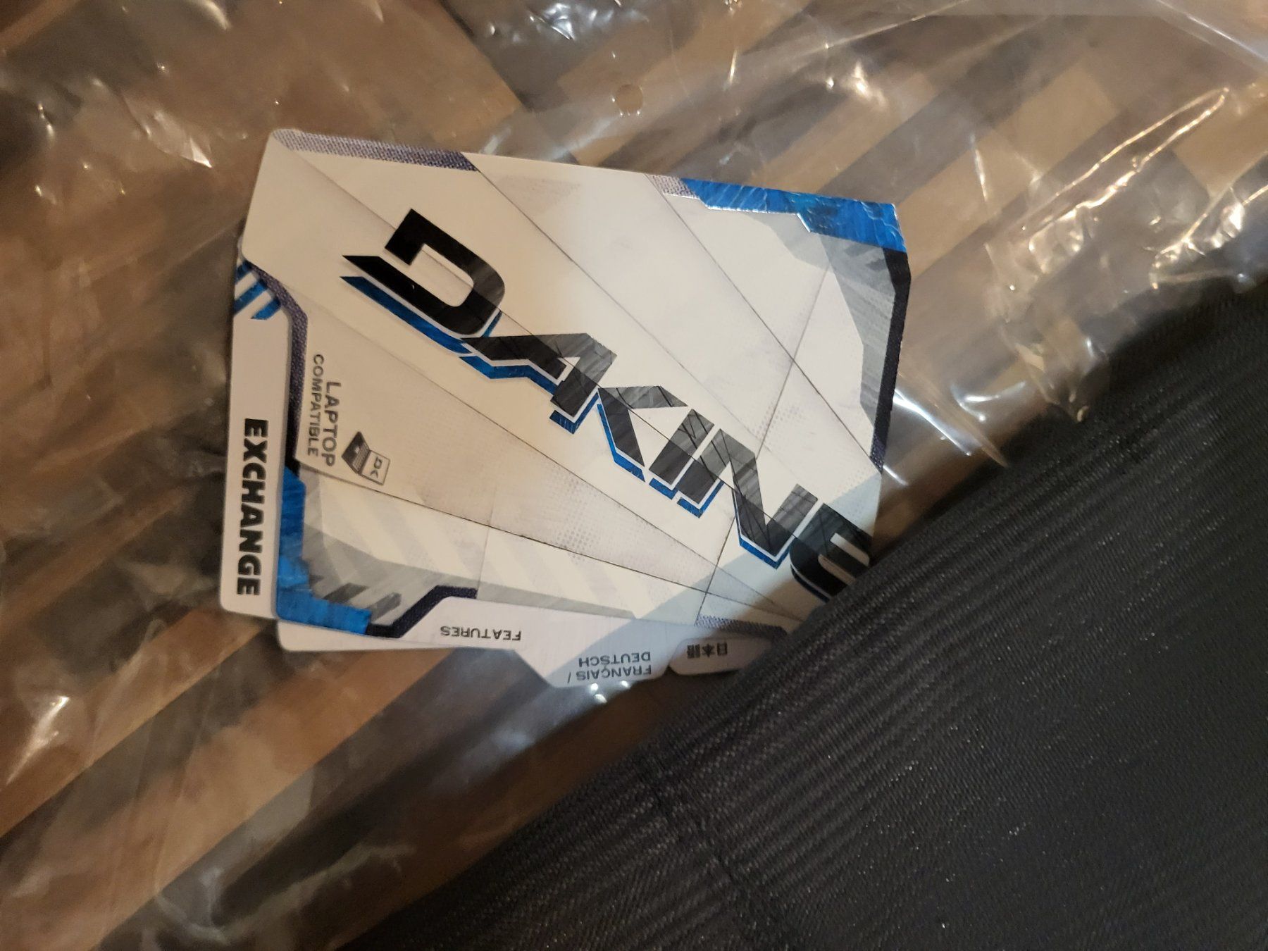 Dakine Taschen: Dakine Laptop Tasche 22 Liter – Neu und originalverpackt aus Goldach von Fuchour 1