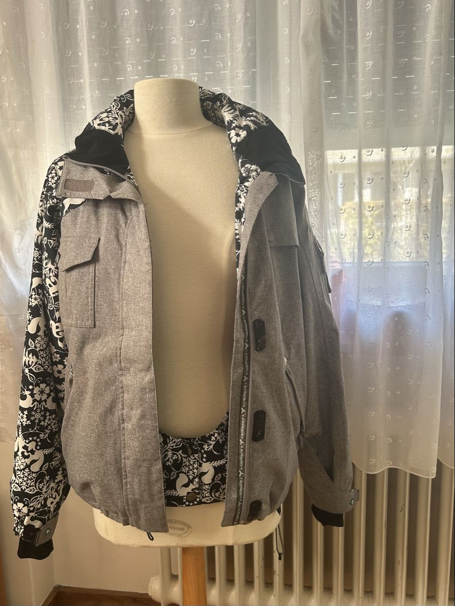 Giacche: Alprausch Jacke Grösse M – Usato da Schaffhausen venduto da Lucyswunderlade 1