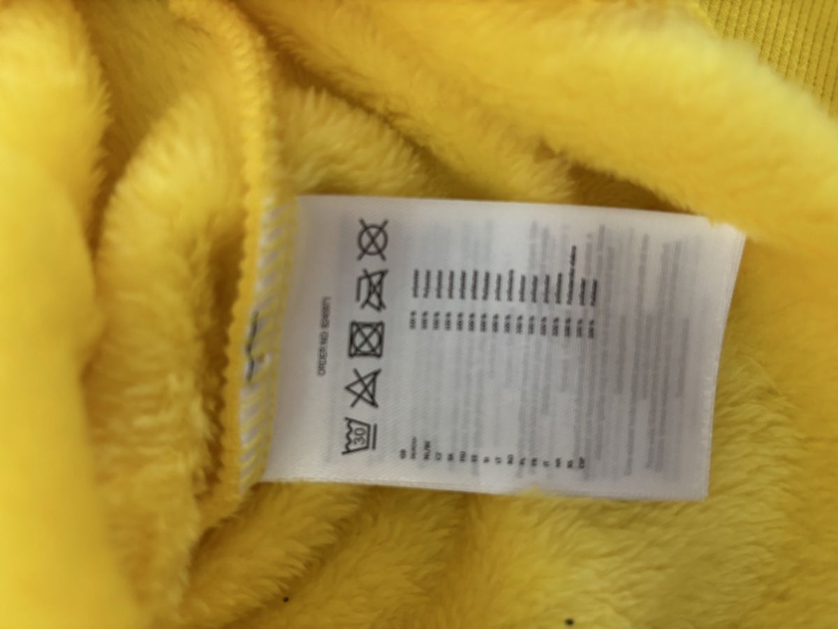 Pulls et sweat-shirts: Pokemon Pikachu Hoodie – Neuf avec emballage d'origine à Würenlos par Ashley24 3