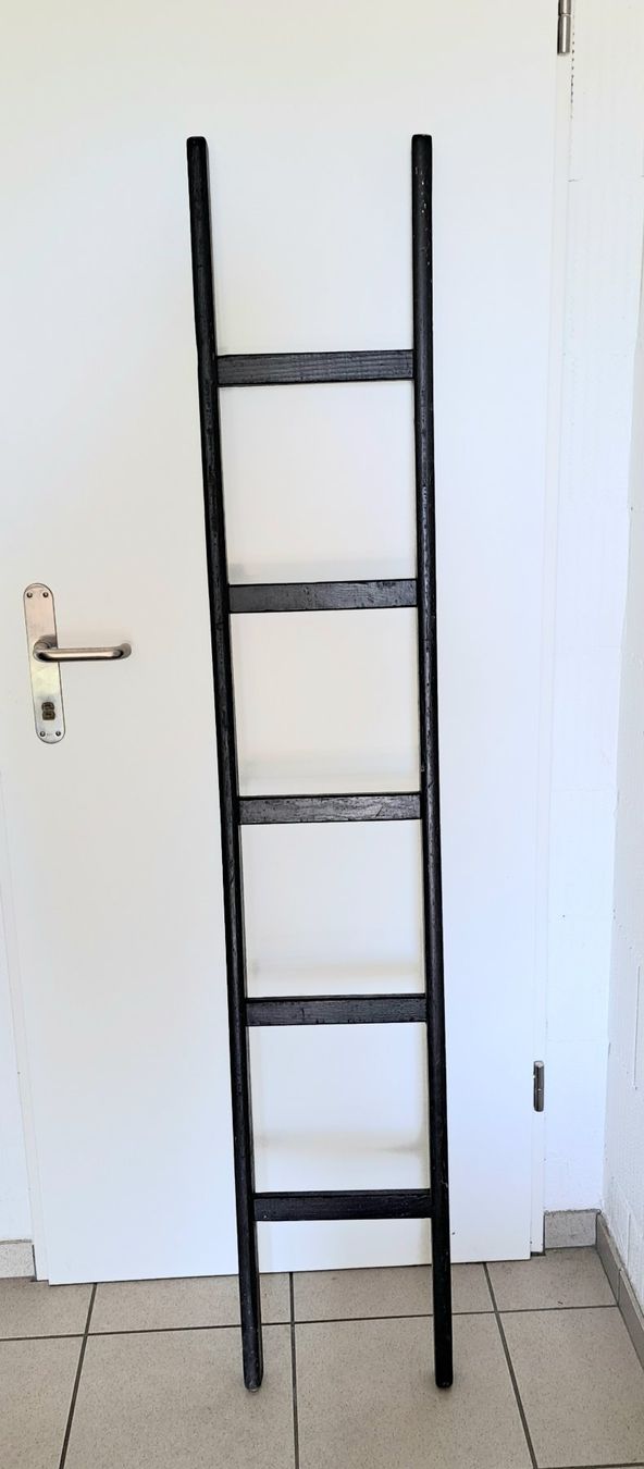 Tutte le decorazioni: 2 Original Kaminfeger-Holzleitern – Usato da Oftringen venduto da Offers 1
