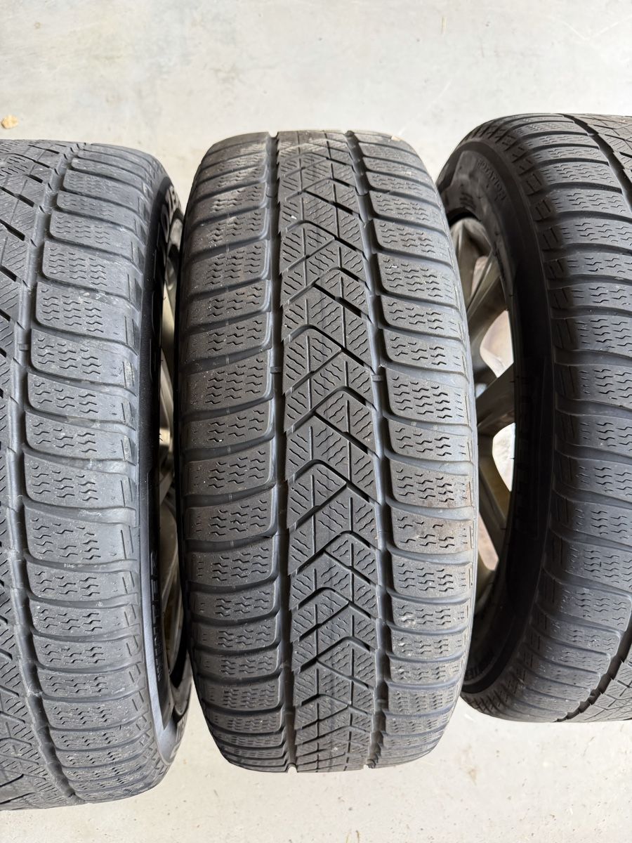 Pirelli Pneumatici & Ruote complete: 225/55 R17  – Nuovo (secondo la descrizione) da Arzier le Muids venduto da GROP94 7