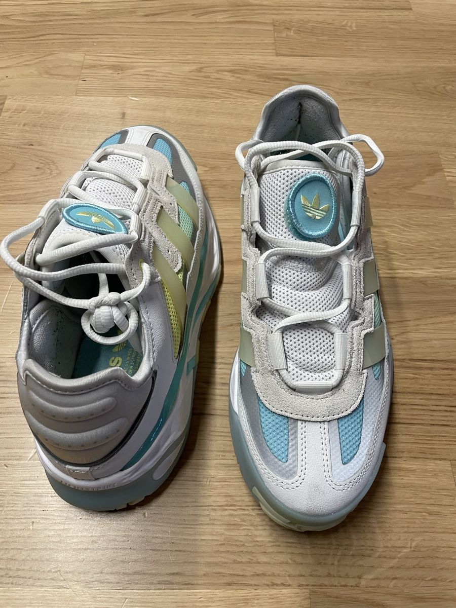Scarpe da uomo: ADIDAS LIGHTSTRIKE 41.5 – Usato da Worb venduto da diodia