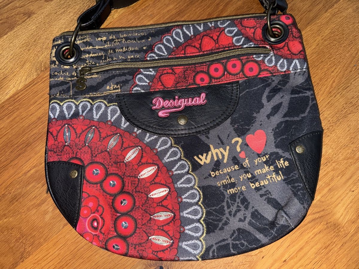 Desigual Taschen: Desigual Handtasche – Gebraucht aus Gurmels von topsommer