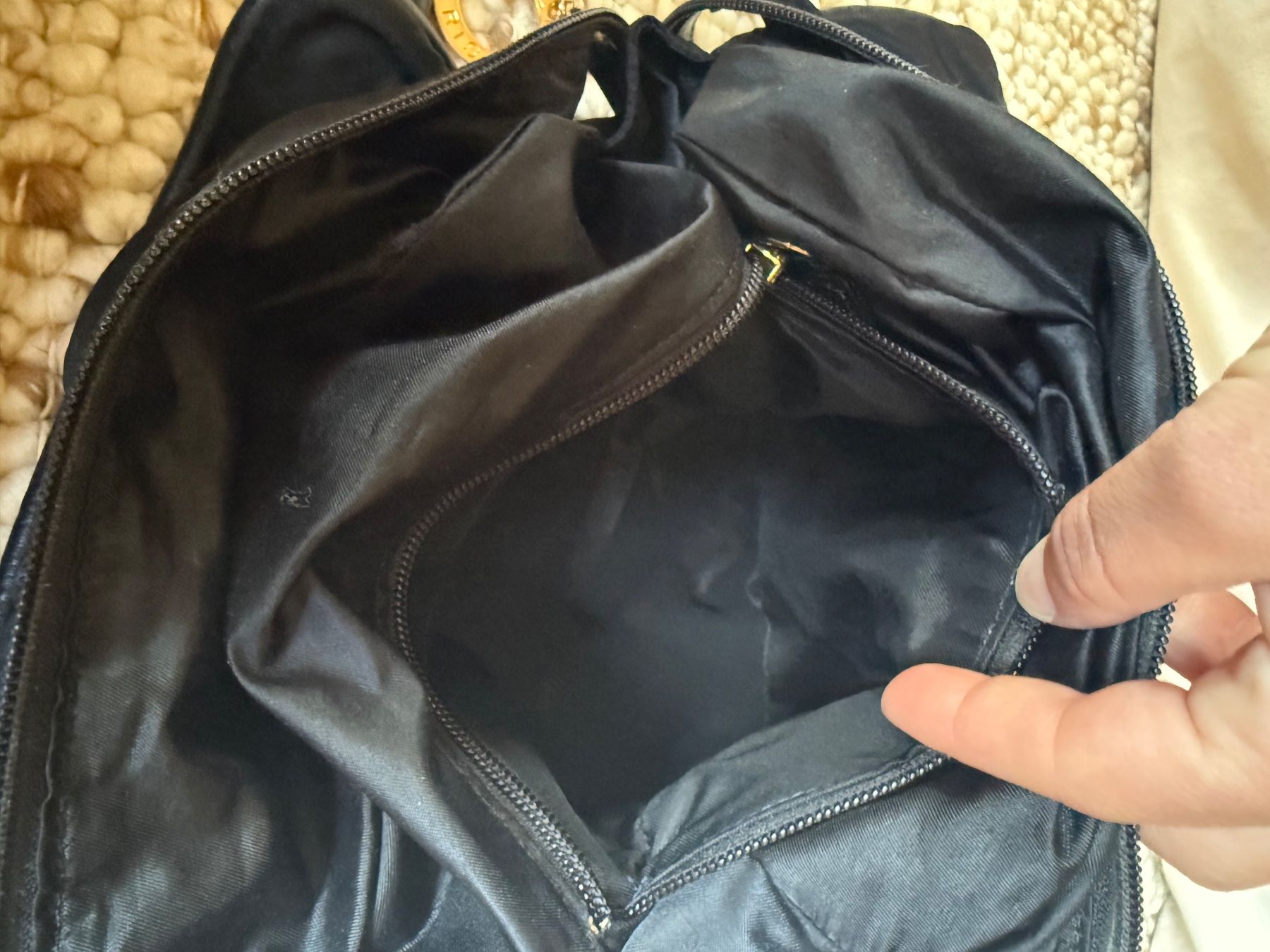 Celine Borse da donna: Sac à main Tote Céline en Nylon noir – Usato da Lausanne venduto da Titivintage 9