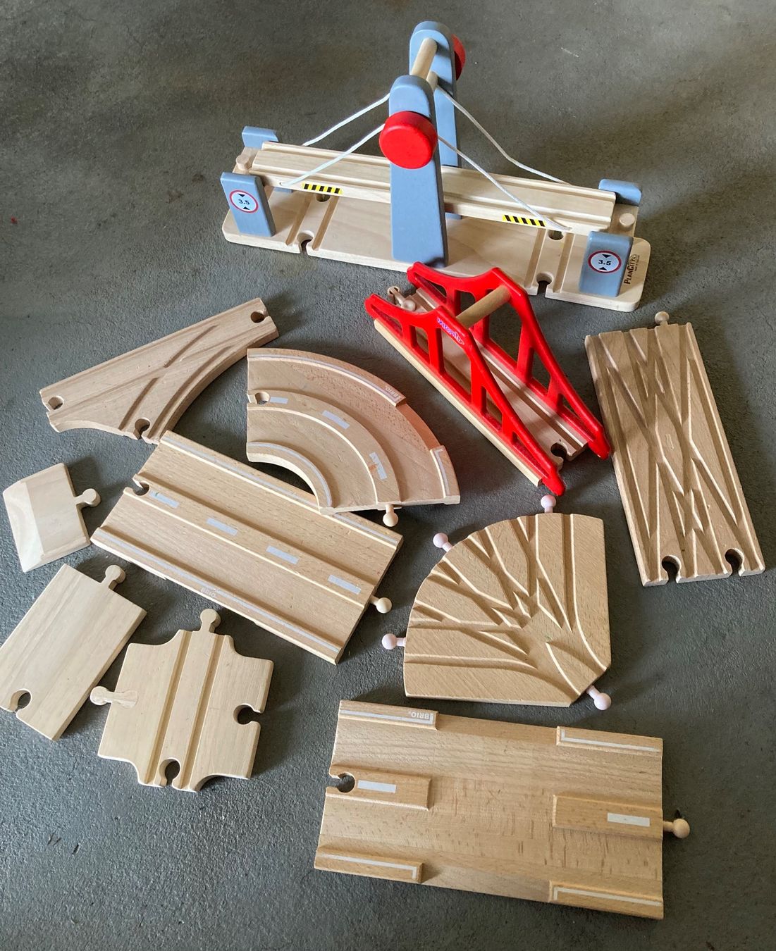 Brio Giocattoli: Brio Holzeisenbahn – Usato da Pratteln venduto da Ahorn016 3