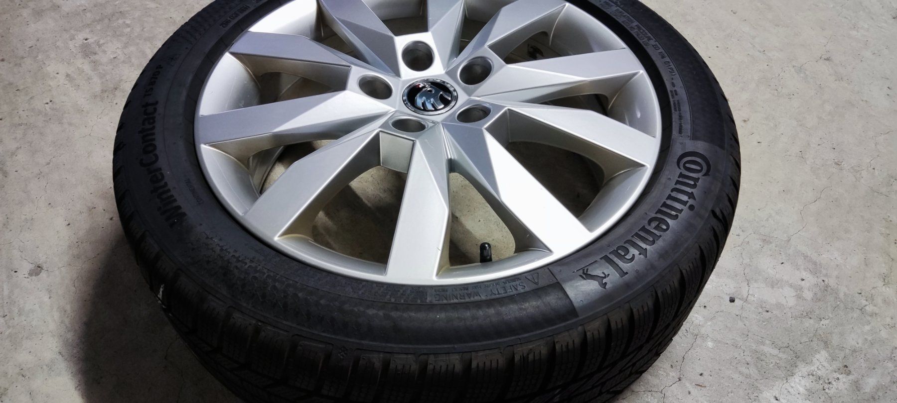 Continental Pneumatici & Ruote complete: Winterkompletträder Satz – Usato da Zürich venduto da iihhss 2