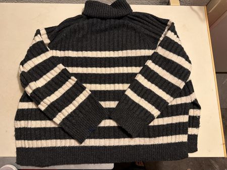 Damen Pullover H&M gestreift mit Rollkragen Grösse M