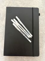 Schwarzes Skizzenbuch von Sakura