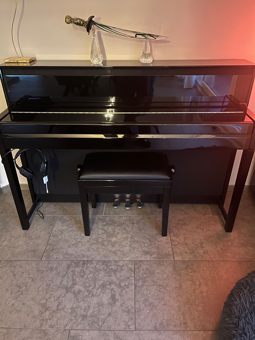 Yamaha Strumenti musicali: Yamaha Clavinova CLP-585PE Digitalpiano – Usato da Birmenstorf AG venduto da Beni123456789