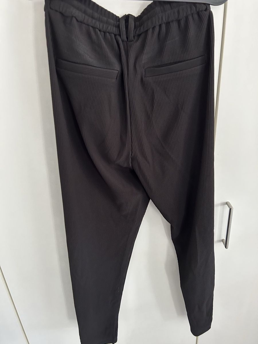 Pantaloni: Stoffhose – Usato da Merenschwand venduto da ___niggi___ 1