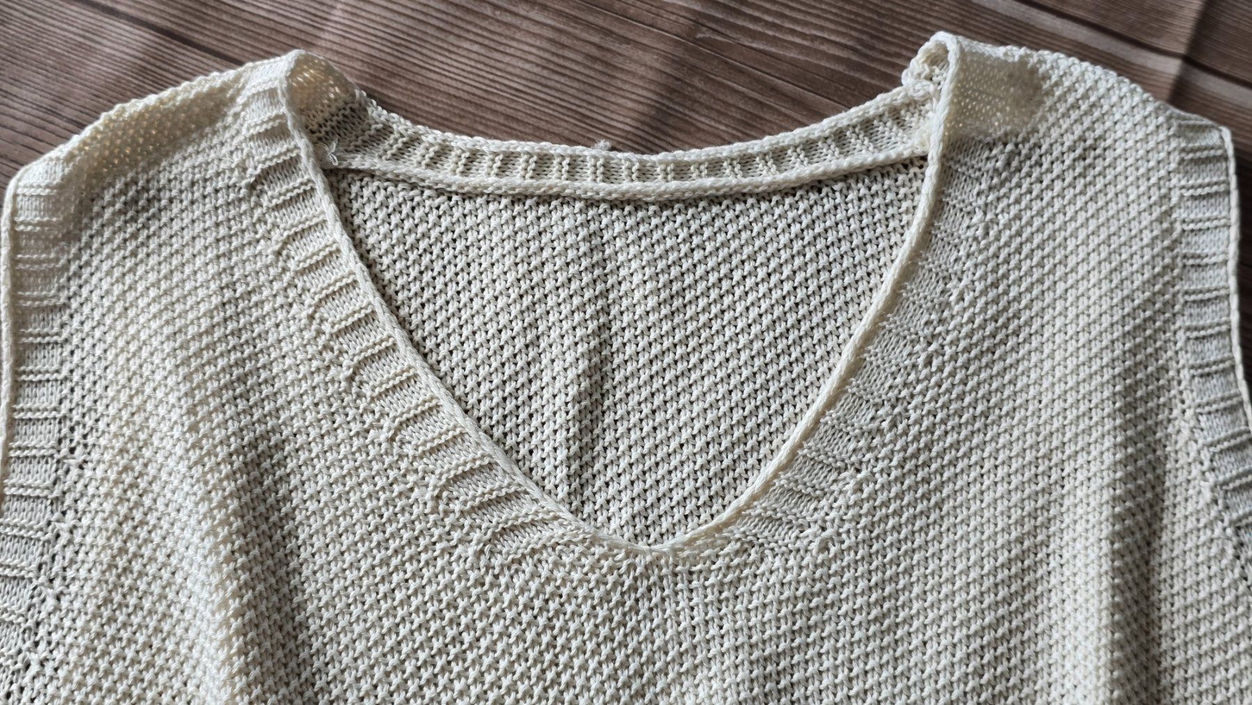 Pulls & Sweat-shirts: Strick Pullunder – M - Luftiger Waffelstrick 4️⃣​ – Neuf (Voir description) à Thalwil par VitaMini 1