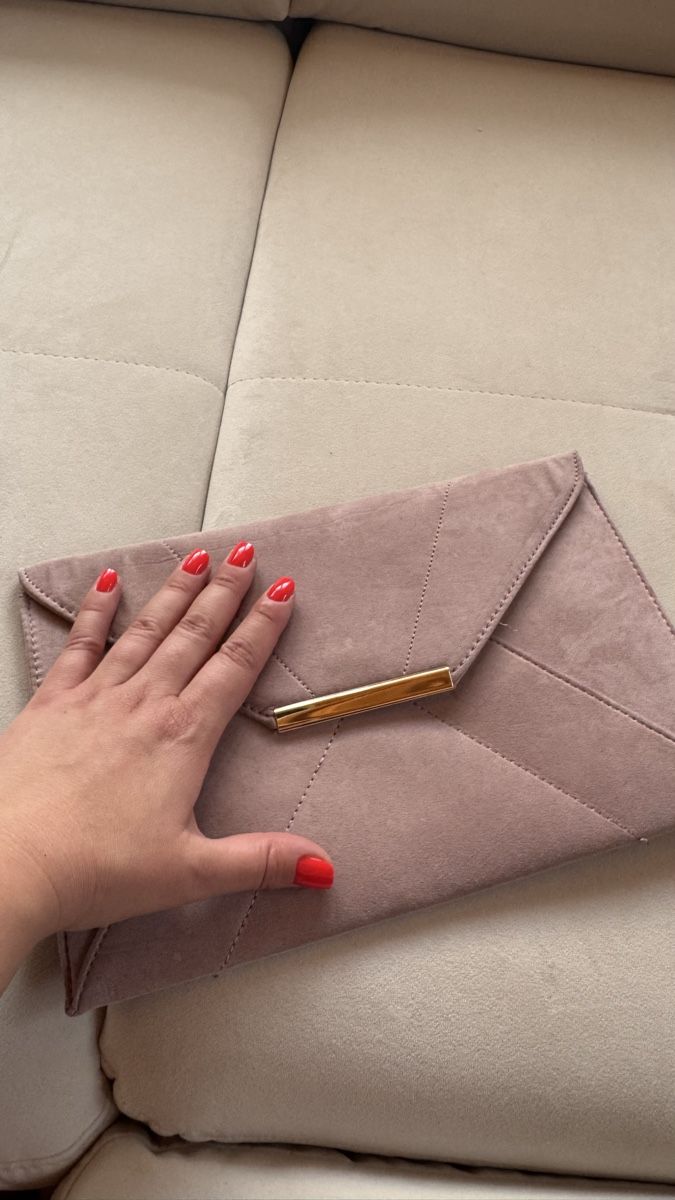 Borse da donna: Puder-Rosa Clutch – Nuovo (secondo la descrizione) da Surcasti venduto da Lenkita 2