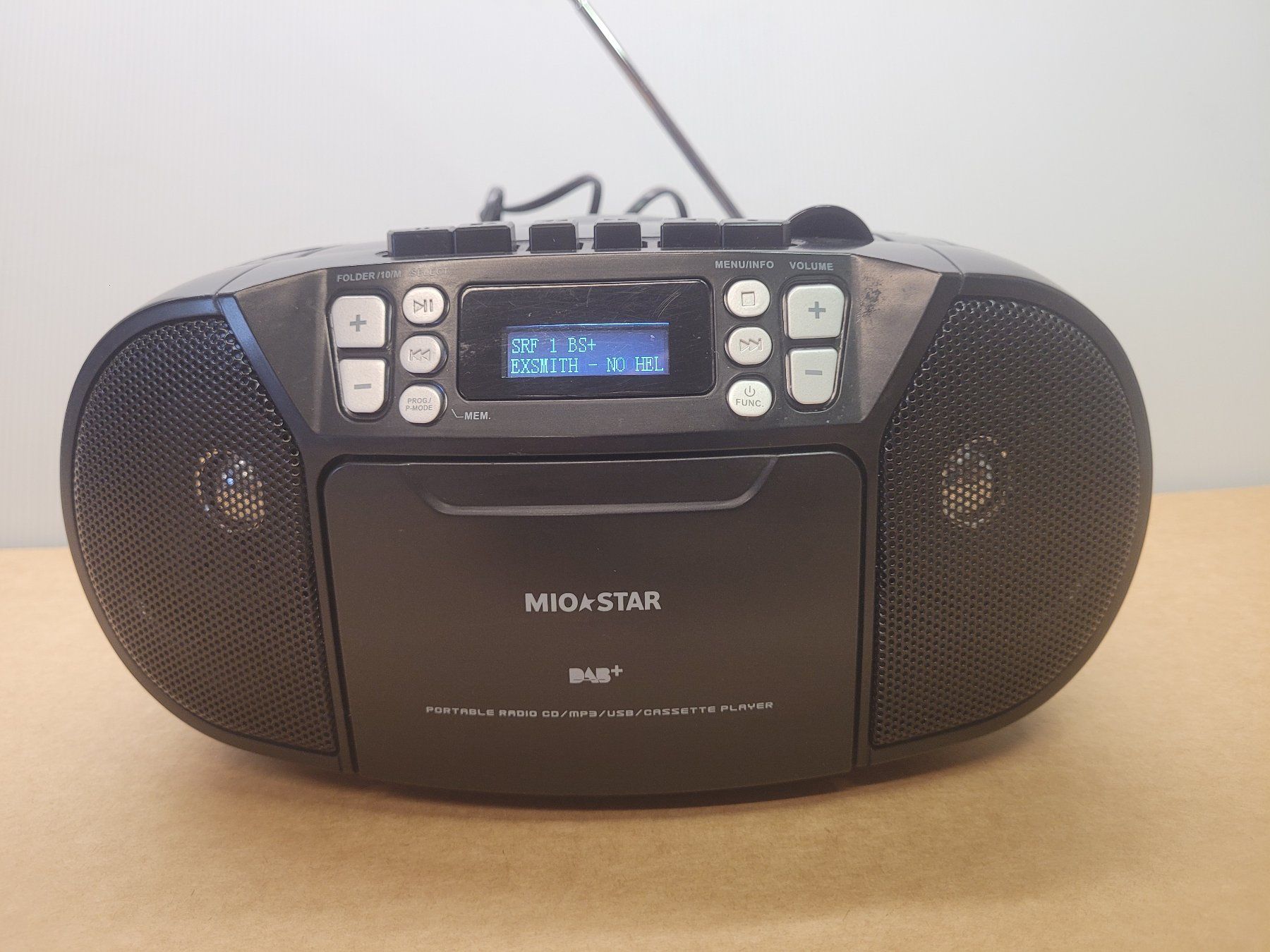 Radios: Mio Star CD-Radio P-210 DAB+ – Gebraucht aus Arlesheim von ars_musica