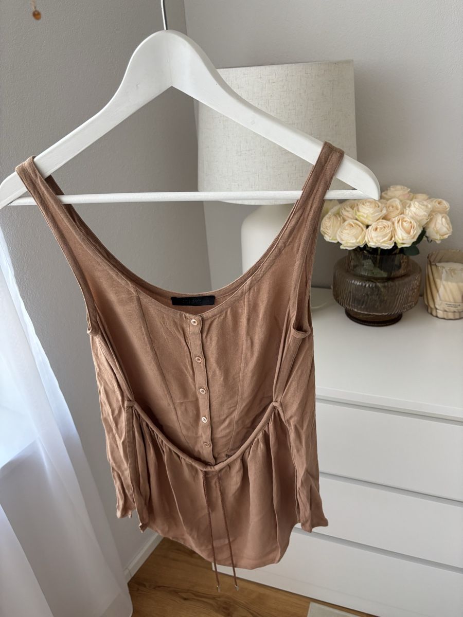 The Row Top: NEW - The Row Top NP: 390.-  – Nuovo (secondo la descrizione) da Horgen venduto da lme_8kj7