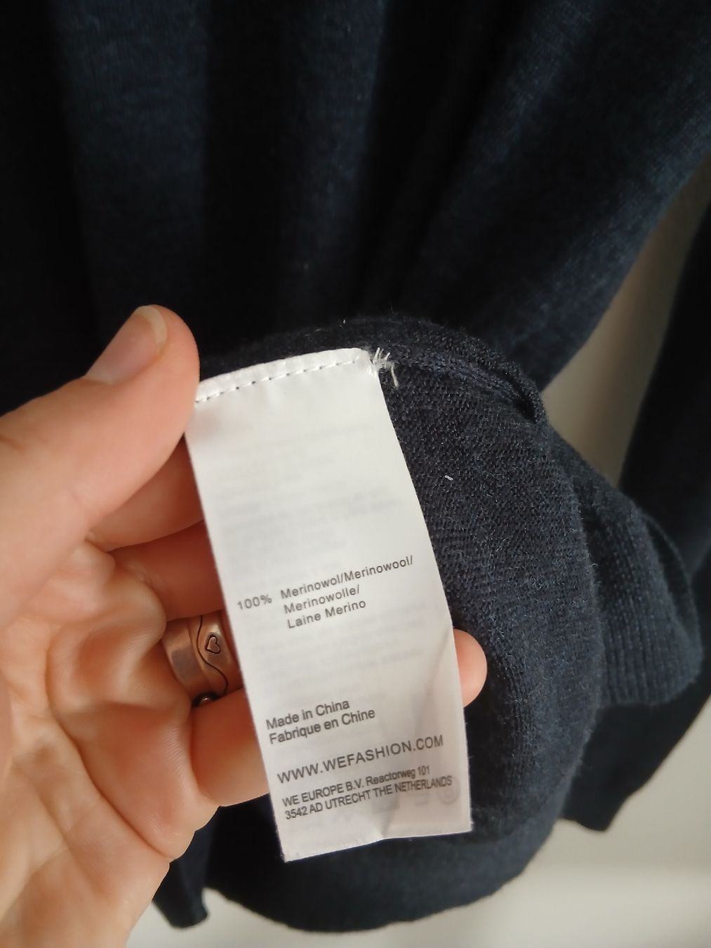 We Maglioni & Felpe: WE Fundamentals Men Merino Pullover Blue Size M – Nuovo (secondo la descrizione) da Wil SG venduto da tre_g2l7 4