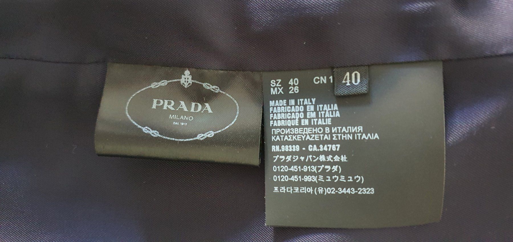 Prada Cappotti: Prada Milano Blazer – Nuovo e nell'imballaggio originale da Basel venduto da Kristal4 4