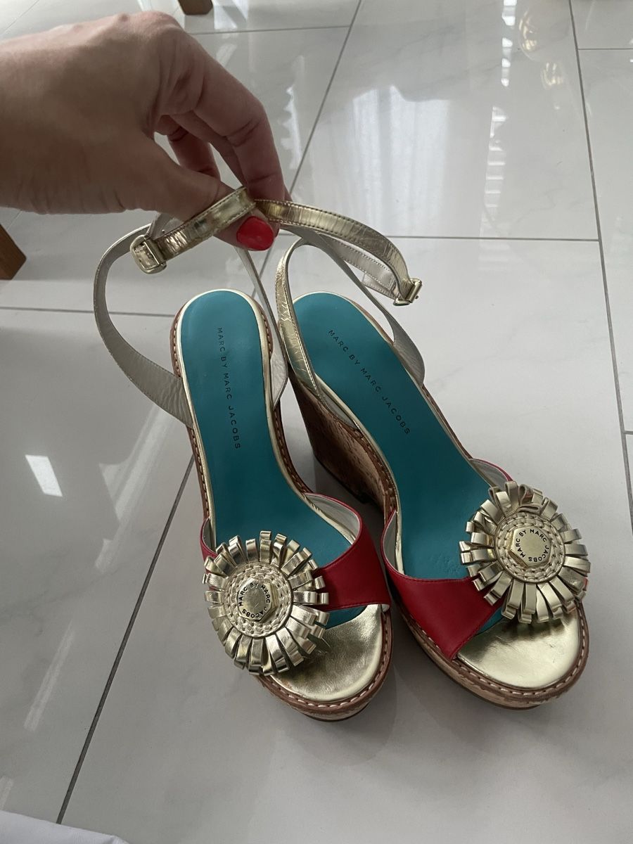 Marc Jacobs Damenschuhe: Gr.39 Marc Jacobs Plateau Schuhe – Gebraucht aus Au ZH von Daiga